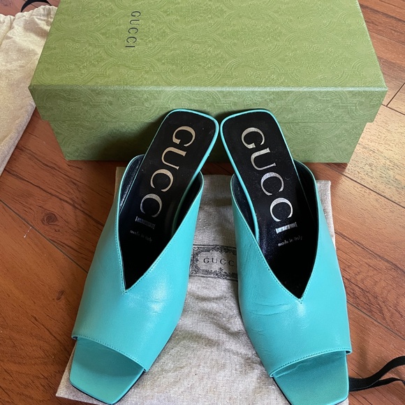 Gucci Women's Turquoise Mid Heel Open Toe Mules Sz 39.5 - Picture 2 of 11